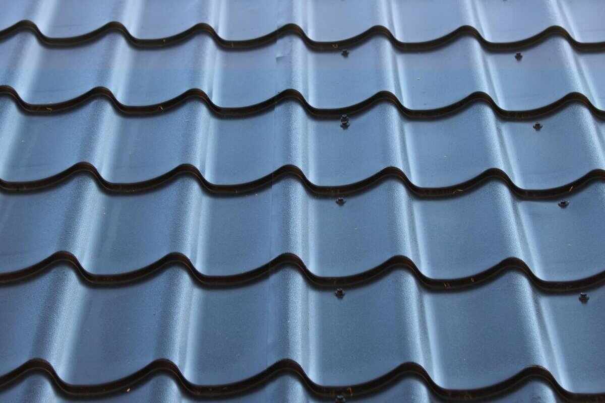 Expert Metal Tile Roofing Services in Vancouver​